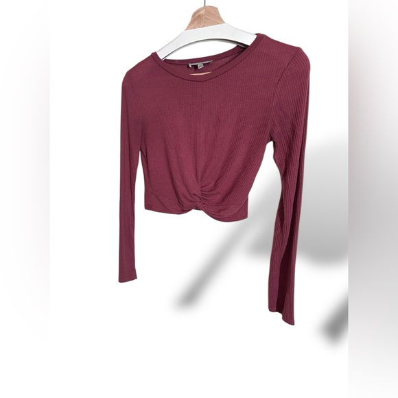 Women’s Burgundy Ribbed Long Sleeve Crop Top w/ Knotted Front | Size Small - Picture 10 of 10